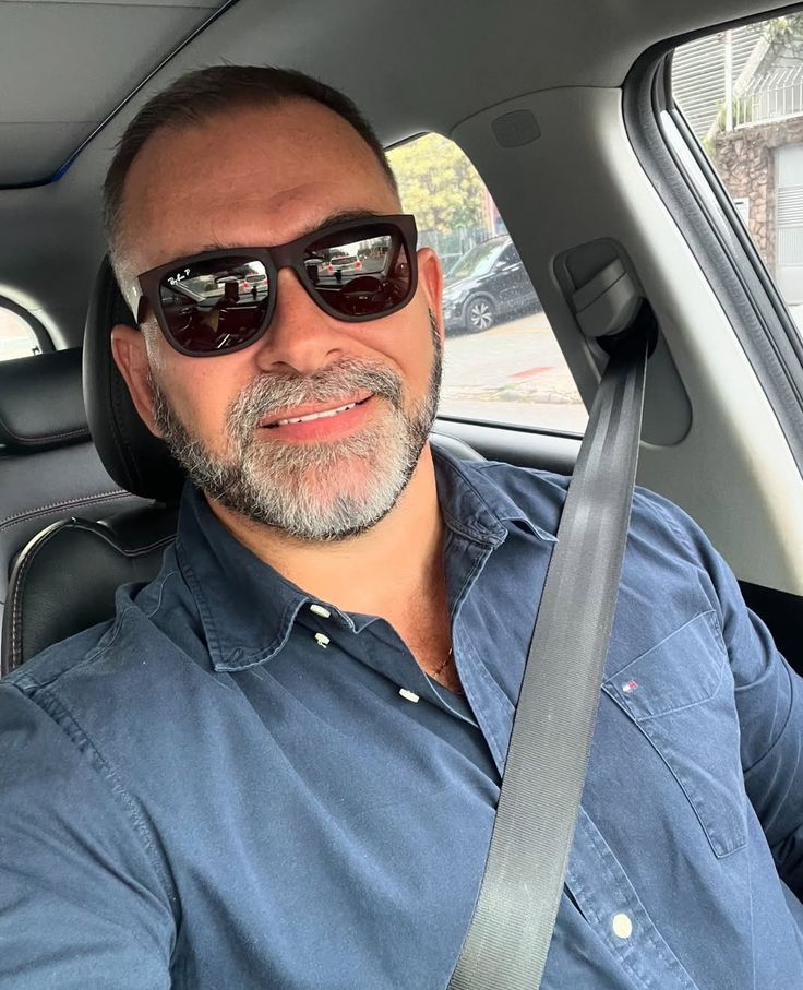 <em><strong>Pablo Navarro</strong></em>